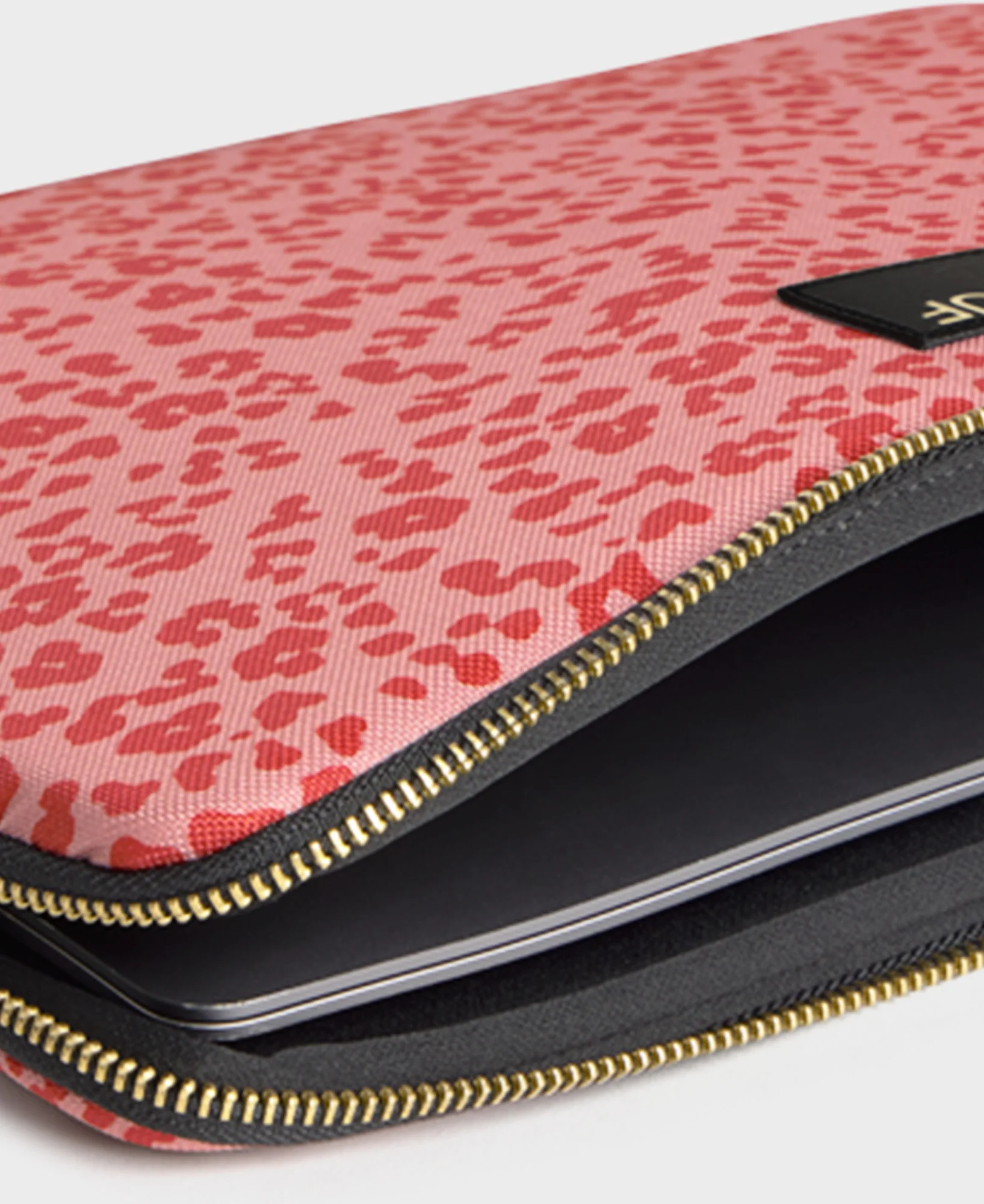 Roar Laptop Sleeve 15" & 16" - Image 4
